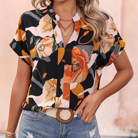Tops - Boho Floral Print Notched neck blouse